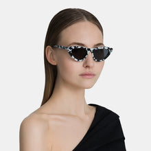 Load image into Gallery viewer, Fez Sunglasses