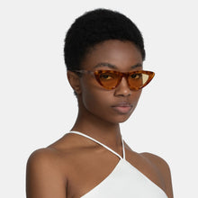 Load image into Gallery viewer, Fez Sunglasses