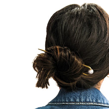 Load image into Gallery viewer, Chunky Single Pearl Hair Fork