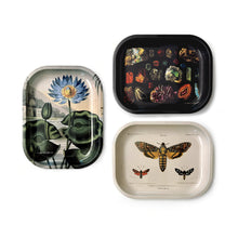 Load image into Gallery viewer, Small Metal Vintage Blue Lotus Tray
