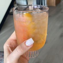 Load image into Gallery viewer, Romantic Stemless Wine Glasses - Set of four  q