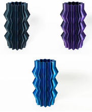 Load image into Gallery viewer, Spiney Waves Vase