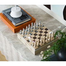 Load image into Gallery viewer, Chess - Mirror