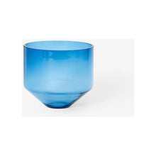 Load image into Gallery viewer, Model Three Planter