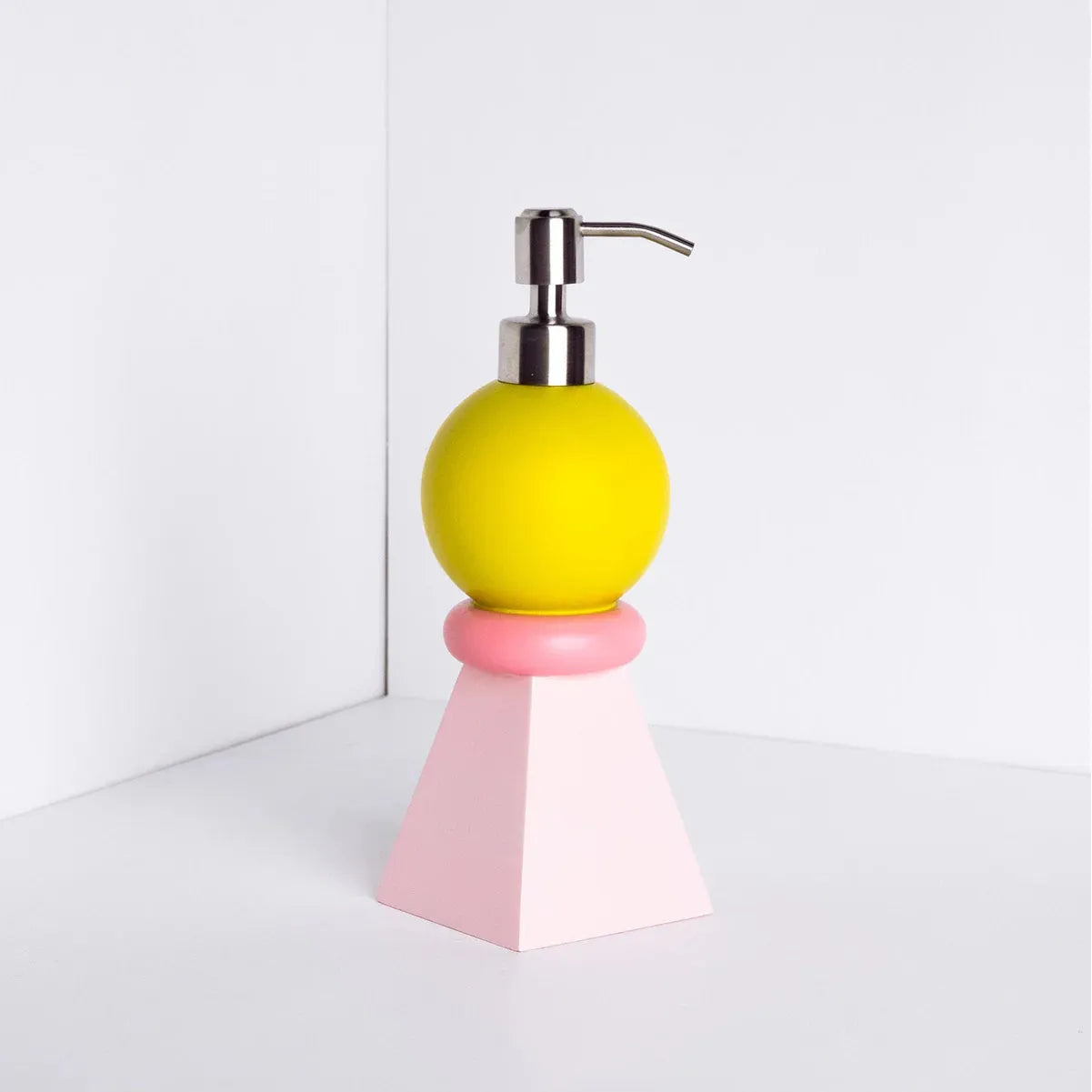 WALLY PARTON Splash Dispenser