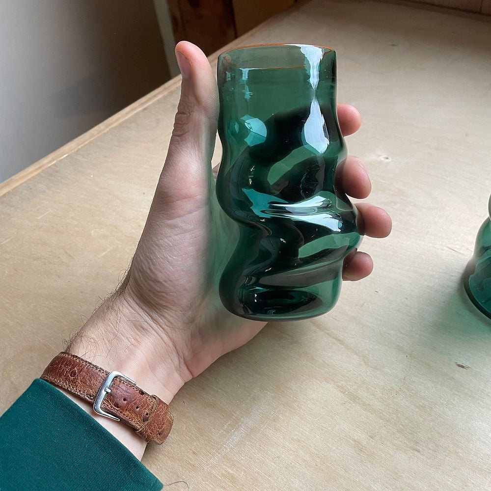 Wiggle Cups