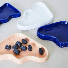 Load image into Gallery viewer, Ceramic Wave Trays - Triangle
