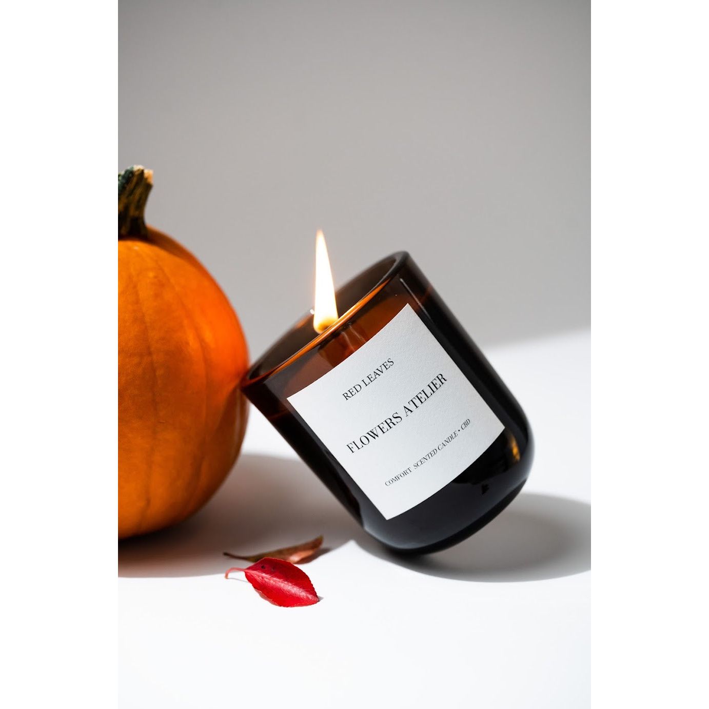Flowers Atelier Red Leaves Candle - Thumbnail 2