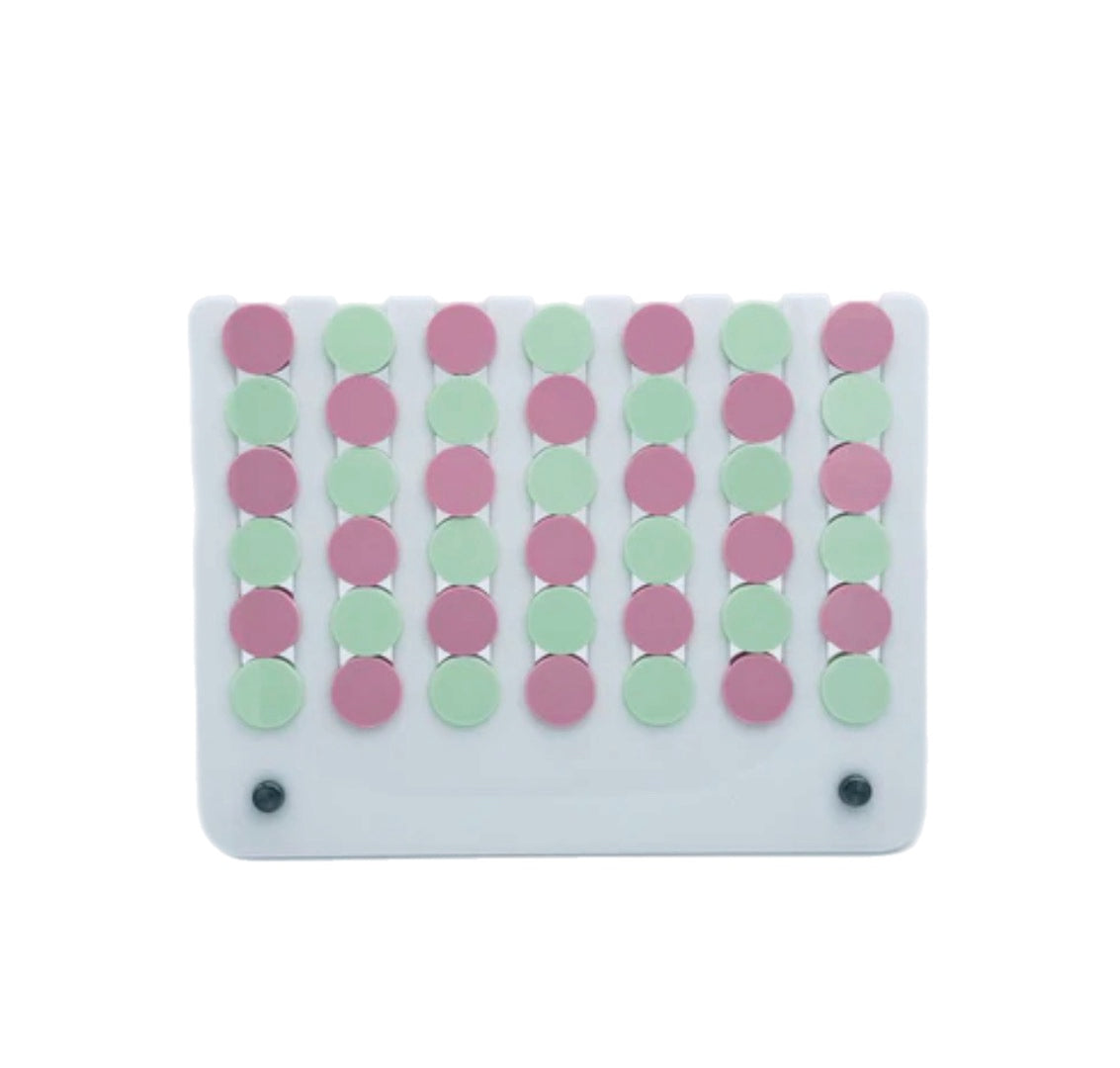 Small "El Cuatro” Connect Four in a Row