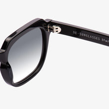 Load image into Gallery viewer, Frank Studio Sunglasses
