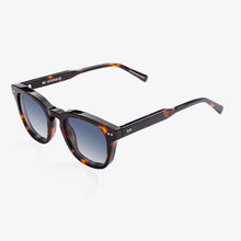 Load image into Gallery viewer, Carter Sunglasses
