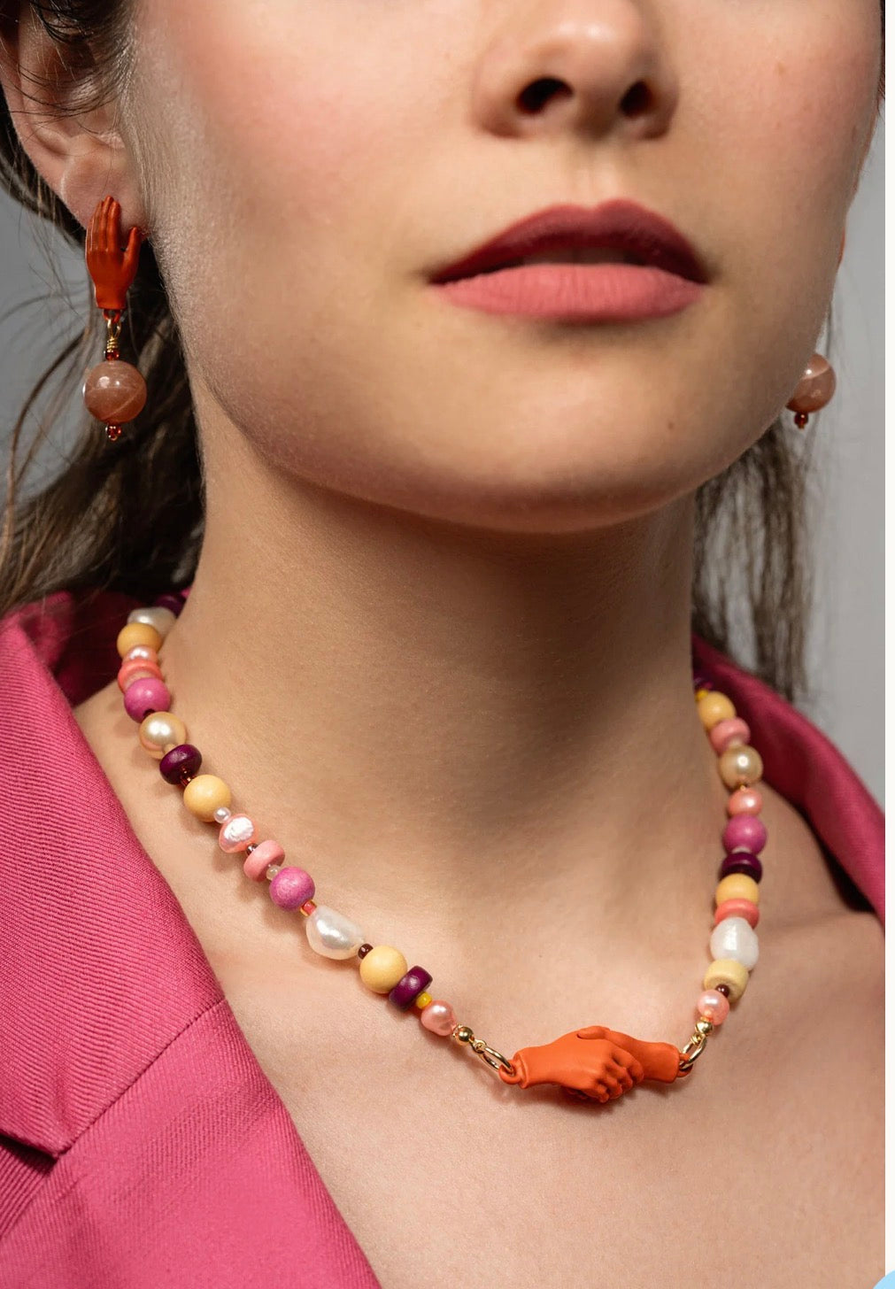 Beaded Gentlewoman's Agreement - Necklace in Geranium