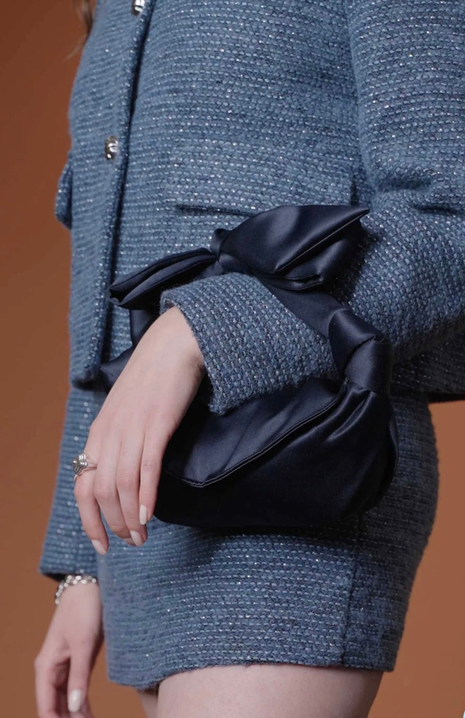 Nodo Micro Clutch with Bow in Navy