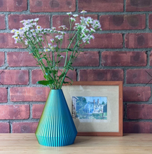 Load image into Gallery viewer, Volcano Vase
