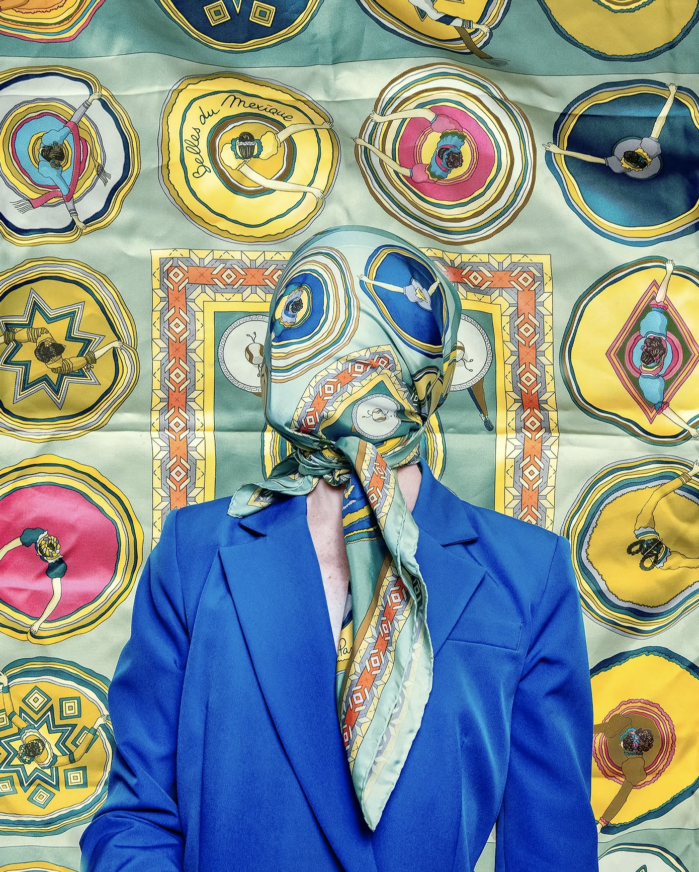 Color Cover by Lara Alcantara