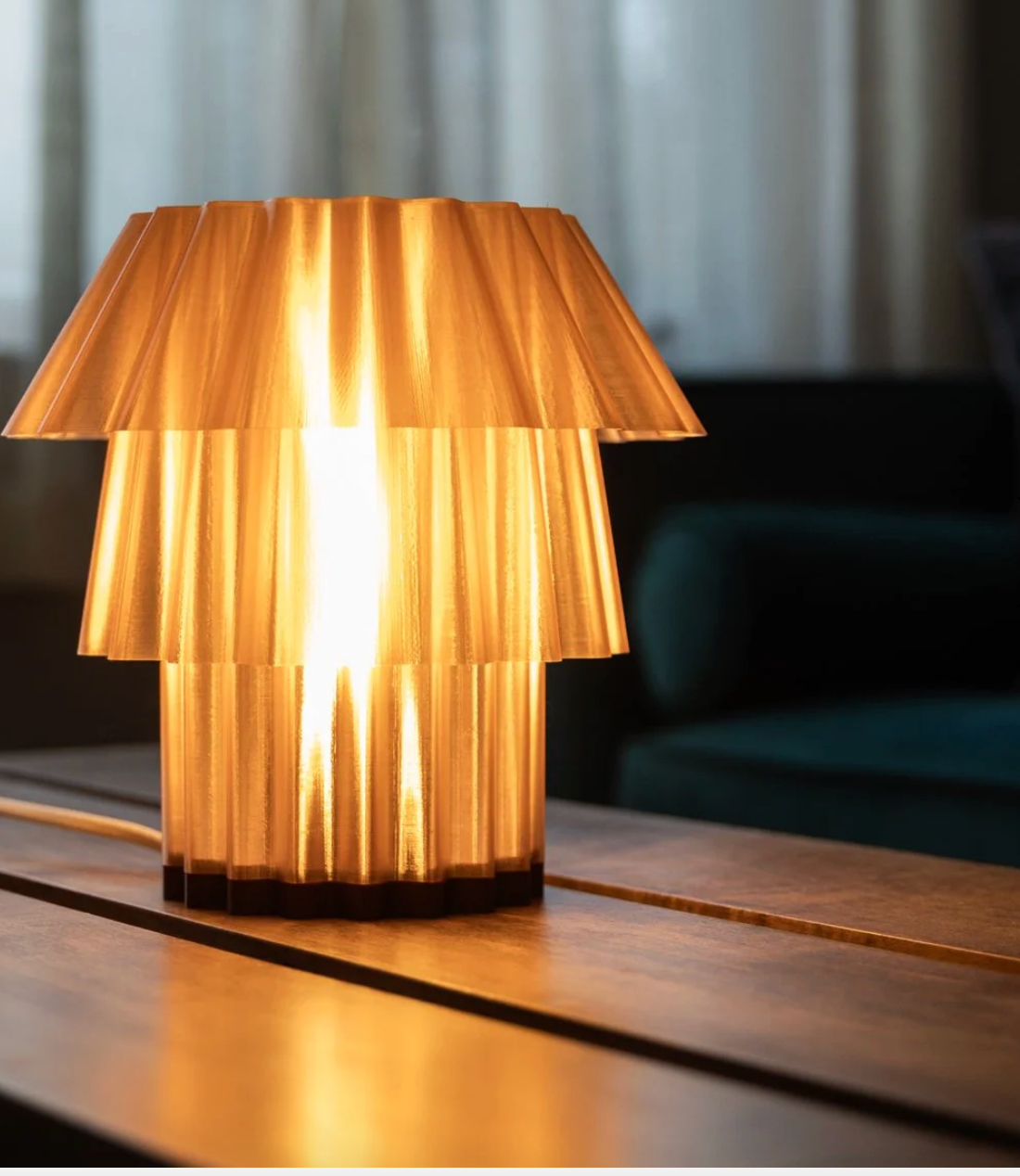 Convertible Tiered Ruffle Lamp