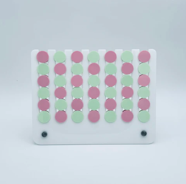 Small "El Cuatro” Connect Four in a Row
