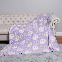 Load image into Gallery viewer, Happy Face Throw Blanket
