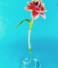 Load image into Gallery viewer, Double Twist Bud Vase

