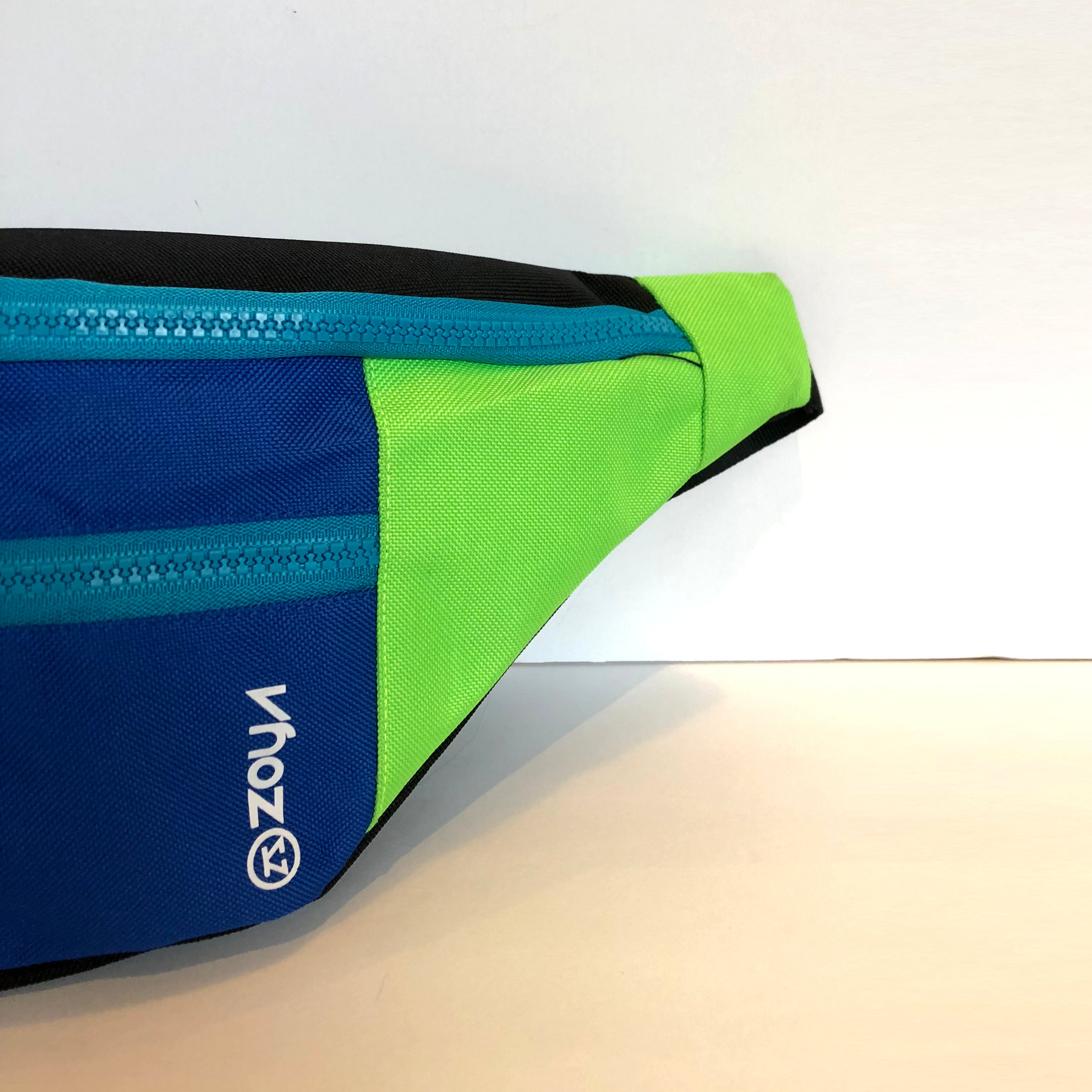 Gravity Cross Bag Blue x Green