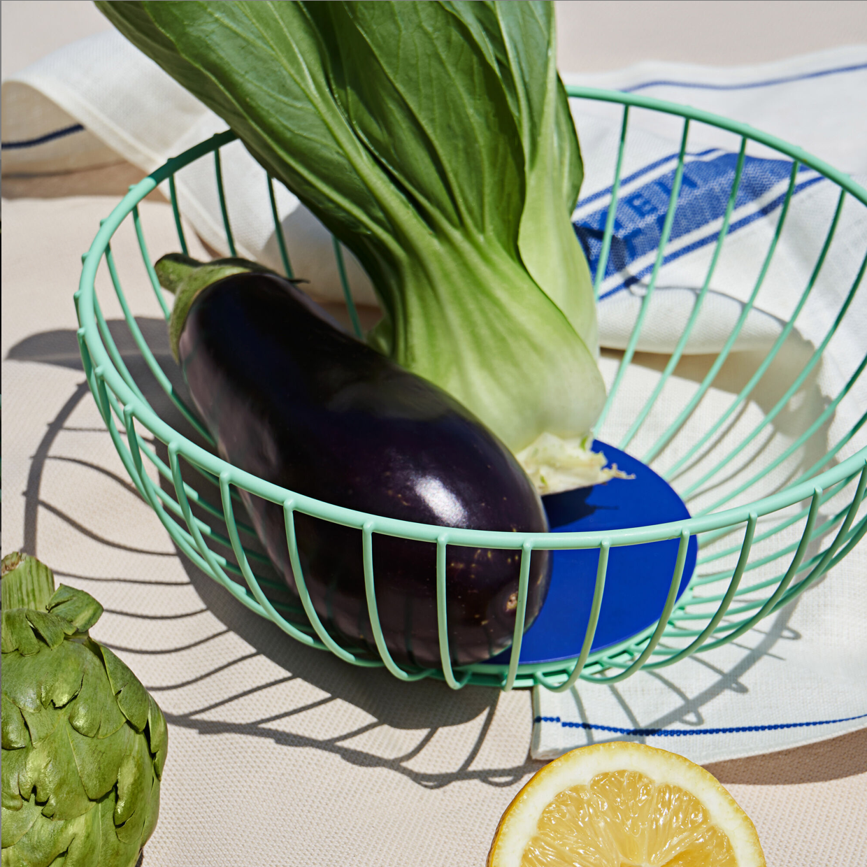 Large Iris Wire Basket