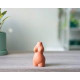 Load image into Gallery viewer, Curvy Figure Bud Vase
