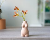 Load image into Gallery viewer, Curvy Figure Bud Vase
